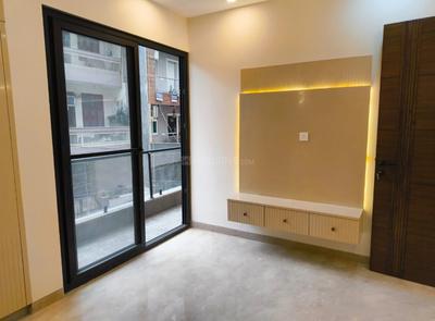 Bedroom Image of 1125 Sq.ft 3 BHK Apartment / Flat for sale in Vikaspuri New Delhi for Rs. 21500000