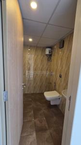 Bathroom Image of 650 Sq.ft 2 BHK Apartment / Flat for sale in Lodha Crown Kolshet, Kolshet Thane for Rs. 10000000