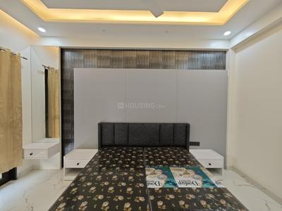 Bedroom Image of 700 Sq.ft 1 BHK Builder Floor for rent in Sector 122 Noida for Rs. 27000