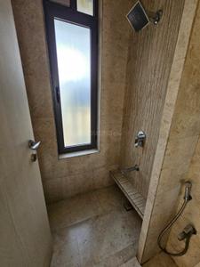 Bathroom Image of 1500 Sq.ft 4 BHK Apartment / Flat for sale in Bandra East Mumbai for Rs. 87000000