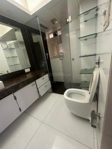 Image of 1400 Sq.ft 3 BHK Apartment / Flat for sale in Bandra West, Mumbai for Rs. 77500000
