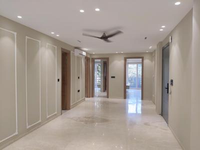 Living Room Image of 3079 Sq.ft 3 BHK Builder Floor for rent in DLF Phase 4 Gurgaon for Rs. 110000