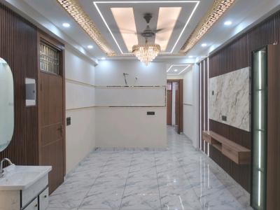 Living Room Image of 1225 Sq.ft 4 BHK Apartment / Flat for sale in Shalimar Garden Ghaziabad for Rs. 9000000