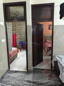 Bedroom Image of 900 Sq.ft 3 BHK Independent House for sale in Pandav Nagar New Delhi for Rs. 28000000
