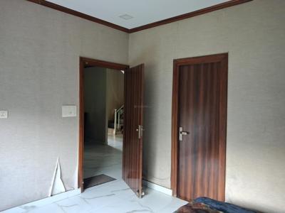 Bedroom Image of 1999 Sq.ft 3 BHK Villa for sale in Dkrrish Alaska Farms, Nagli Bahrampur Noida for Rs. 15000000