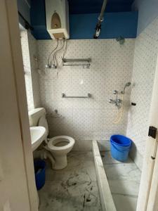 Bathroom Image of 1770 Sq.ft 3 BHK Apartment / Flat for sale in Ballygunge Kolkata for Rs. 20000000