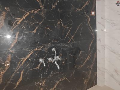 Bathroom Image of 1500 Sq.ft 3 BHK Builder Floor for rent in Indira Nagar Lucknow for Rs. 25000