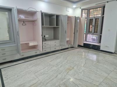 Bedroom Image of 3500 Sq.ft 5 BHK Independent House for rent in Sector 49 Noida for Rs. 70000