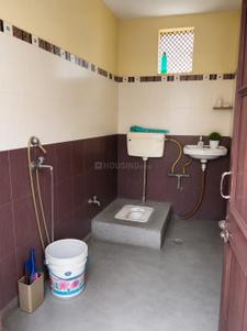 Bathroom Image of 1575 Sq.ft 2 BHK Independent House for rent in Dev Nagar Sonipat for Rs. 10000