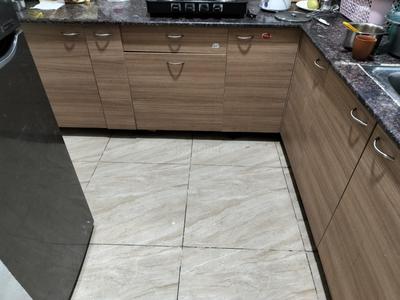Kitchen Image of 1880 Sq.ft 3 BHK Apartment / Flat for rent in Msx Golf Gardenia, Alpha II Greater Noida for Rs. 36000