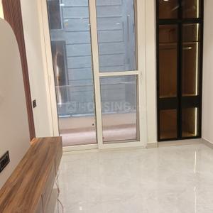Bedroom Image of 2250 Sq.ft 4 BHK Builder Floor for sale in Emerald Crest 1, Sector 107 Noida for Rs. 13500000