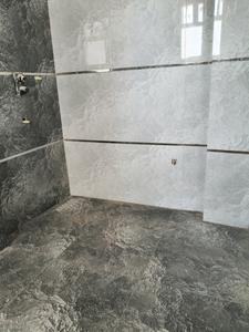 Common Bathroom Image of 750 Sq.ft 3 BHK Apartment / Flat for sale in Signature Global Golf Green, Sector 79 Gurgaon for Rs. 7600000