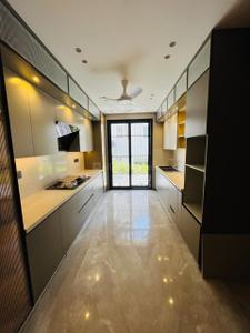 Kitchen Image of 3200 Sq.ft 4 BHK Builder Floor for sale in Greenwood City Floors, Sector 45 Gurgaon for Rs. 56000000