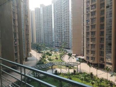 Living Room Image of 900 Sq.ft 2 BHK Apartment / Flat for sale in Gurukrupa Marina Enclave Wings Q And R With Kindergarten Phase IV, Malad West Mumbai for Rs. 17000000