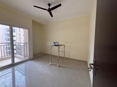Bedroom Image of 1100 Sq.ft 2.5 BHK Apartment / Flat for sale in Amrapali Verona Heights, Noida Extension Greater Noida for Rs. 8045000
