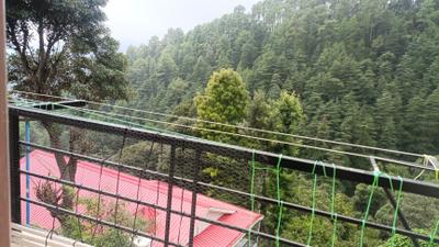 Balcony Image of 980 Sq.ft 1 BHK Apartment / Flat for rent in Tutikandi Shimla for Rs. 15000