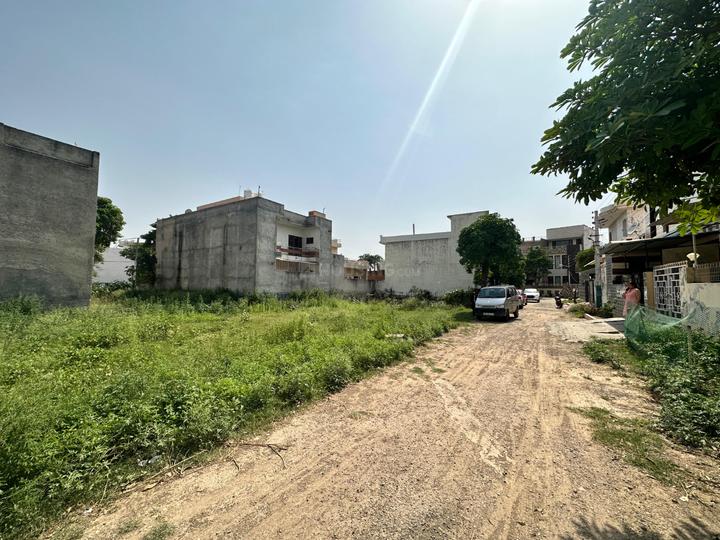 Ramgarh Alias Manda Main Image 1