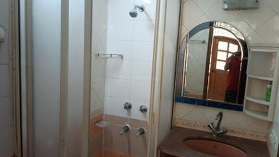 Image of 1150 Sq.ft 2 BHK Builder Floor for rent in East Of Kailash, New Delhi for Rs. 57000