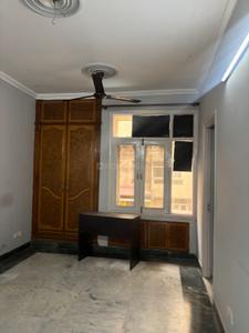 Bedroom Image of 1450 Sq.ft 2.5 BHK Apartment / Flat for rent in Vaishali Ghaziabad for Rs. 33000