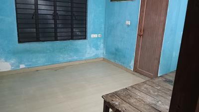 Living Room Image of 500 Sq.ft 2 BHK Independent House for rent in Hakim Para Siliguri for Rs. 8000