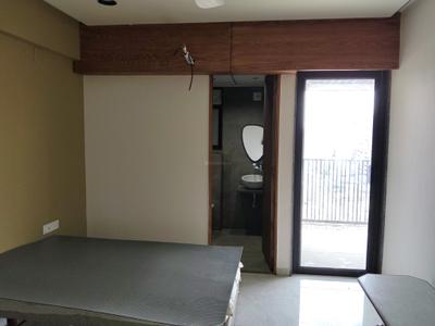 Bedroom Image of 1800 Sq.ft 3 BHK Apartment / Flat for rent in Golden Swarnim Sky, Ognaj Ahmedabad for Rs. 24000