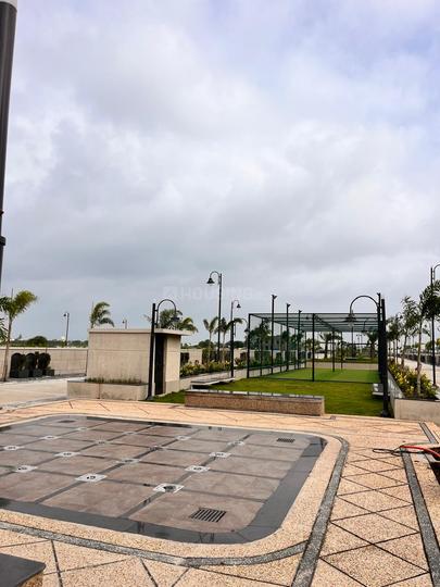 Emerald Gardenia Main Image 1