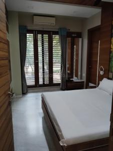 Bedroom Image of 3150 Sq.ft 4 BHK Apartment / Flat for sale in Arista Belvedere Park, Bodakdev Ahmedabad for Rs. 35000000