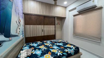 Bedroom Image of 1800 Sq.ft 3 BHK Apartment / Flat for rent in Madhapur Hyderabad for Rs. 58000