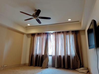 Bedroom Image of 8100 Sq.ft 5 BHK Apartment / Flat for sale in Ambience Caitriona, DLF Phase 3 Gurgaon for Rs. 260000000