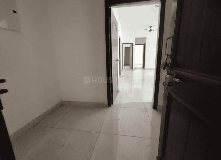 Parsvnath Edens Main Image 1