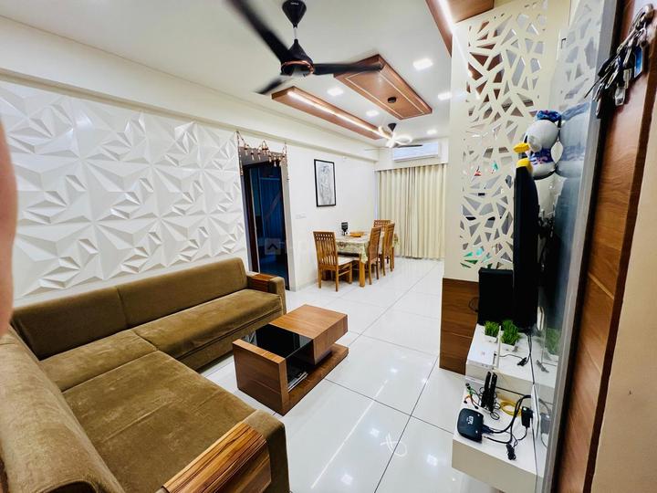 Anand Ilyf Main Image 1