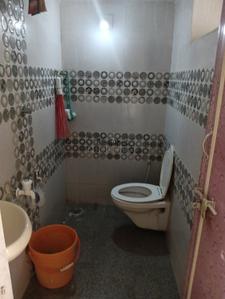 Bathroom Image of 155 Sq.ft 1 RK Independent House for rent in Saiyed Vasna Vadodara for Rs. 8000