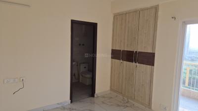 Bedroom Image of 1069 Sq.ft 3 BHK Apartment / Flat for rent in SG Shikhar Height, Siddharth Vihar Ghaziabad for Rs. 30500