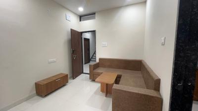 Living Room Image of 600 Sq.ft 1 BHK Apartment / Flat for rent in Scheme No 113 Indore for Rs. 21000