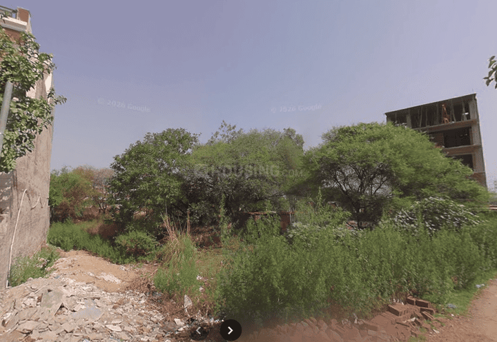 10 FACING PARK PLOT Main Image 1