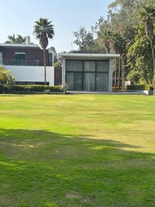 Image of 43560 Sq.ft 5 BHK Farm House for sale in Mandi, New Delhi for Rs. 380000000