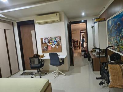 4 BHK Flat