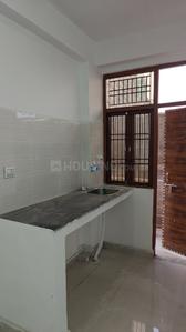 Kitchen Image of 500 Sq.ft 1 RK Builder Floor for rent in Sector 51 Noida for Rs. 17500