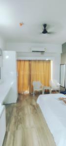 1 RK Studio