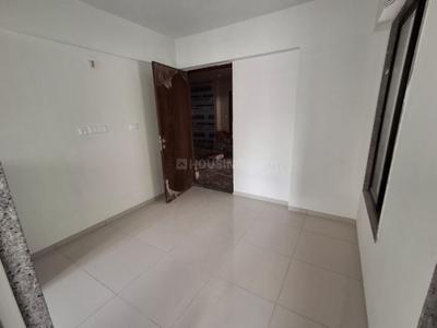 Bedroom Image of 1200 Sq.ft 2.5 BHK Apartment / Flat for rent in Dutt Avalon, Tragad Ahmedabad for Rs. 17000