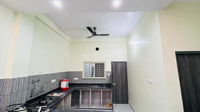 Kitchen Image of 850 Sq.ft 2 BHK Duplex for rent in Vayu Royal Enclave 1, Awadhpuri Bhopal for Rs. 10000