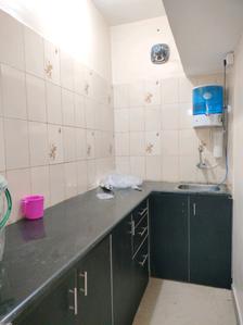 Kitchen Image of 900 Sq.ft 1 BHK Apartment / Flat for rent in Koramangala Bengaluru for Rs. 32000