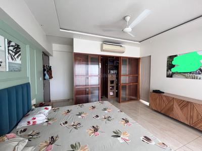 Bedroom Image of 4300 Sq.ft 4 BHK Apartment / Flat for sale in Paarijat Eclat, Iscon Ambli Road Ahmedabad for Rs. 53000000