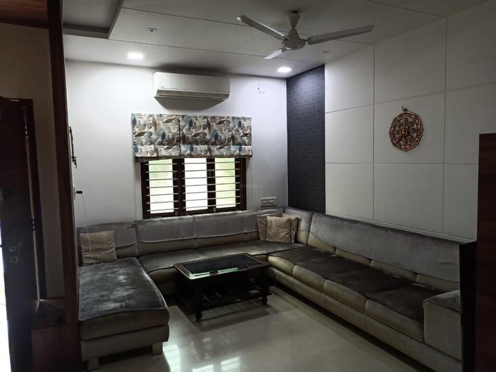 4 BHK 1620 Sqft Independent House for sale at Memnagar, Ahmedabad