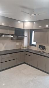 Kitchen Image of 1800 Sq.ft 3 BHK Builder Floor for rent in RWA Anand Vihar, Karkardooma New Delhi for Rs. 65000