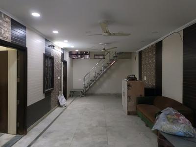 Living Room Image of 900 Sq.ft 2 BHK Builder Floor for rent in Pitampura New Delhi for Rs. 30000