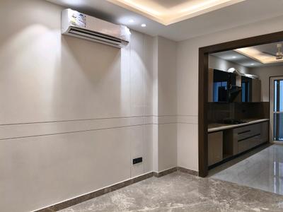 Living Room Image of 3240 Sq.ft 4 BHK Builder Floor for sale in Greenwood City Floors, Sector 45 Gurgaon for Rs. 49000000