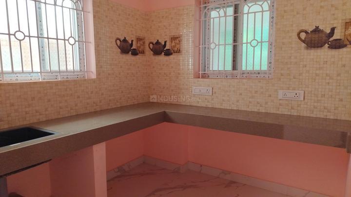 Yasri Living Main Image 1