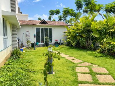 Image of 7000 Sq.ft 5 BHK Villa for sale in Puravankara Sound of Water Phase 2, Basavanapura, Bengaluru for Rs. 95000000