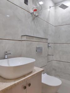 Common Bathroom Image of 2400 Sq.ft 4 BHK Builder Floor for sale in Ansal Esencia Sector 67, Sector 67 Gurgaon for Rs. 35500000